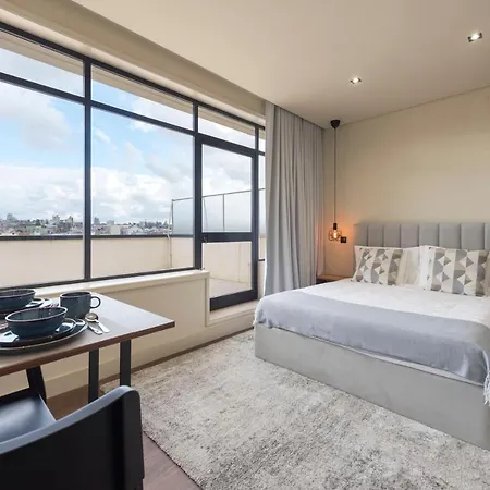 Doispontozero Julio Dinis Apartamento